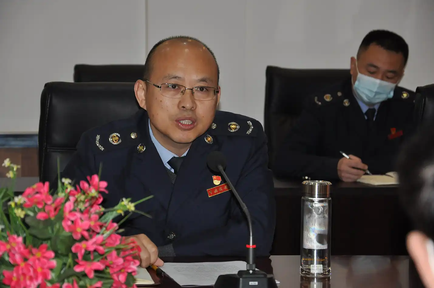 转载——党建引领促双赢 税企共建话初心