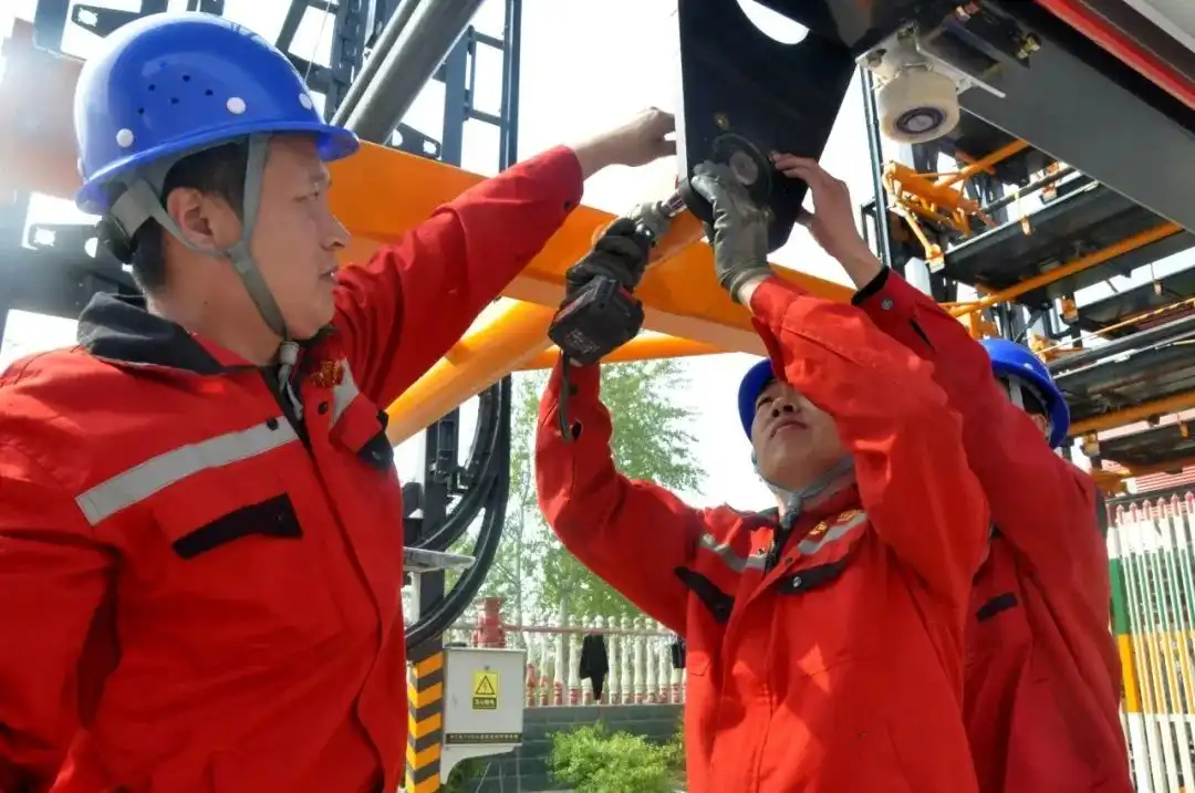 1712535549840578.png 图片1.png